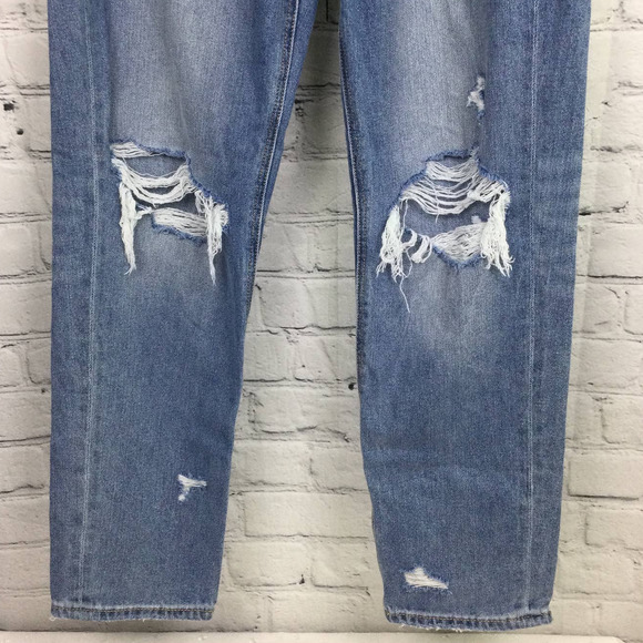 American Eagle Mom Jean Light Wash Distressed Blown Out Knees High Rise Skinny 6 - Picture 3 of 12